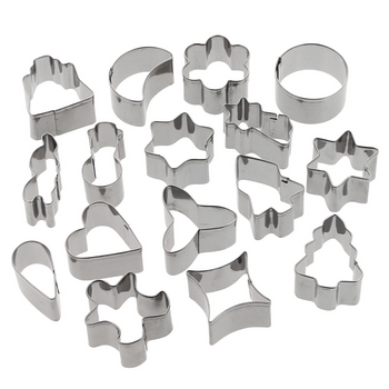 Wykrawacze foremki świąteczne 16 szt do pieczenia ciastek pierników zestaw