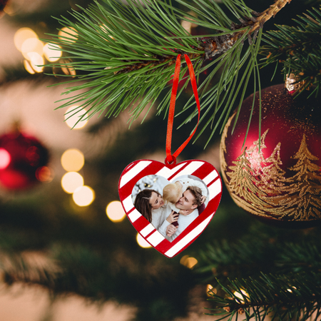 Drewniana ramka na zdjęcie zawieszka na choinkę bombka ze zdjęciem serce